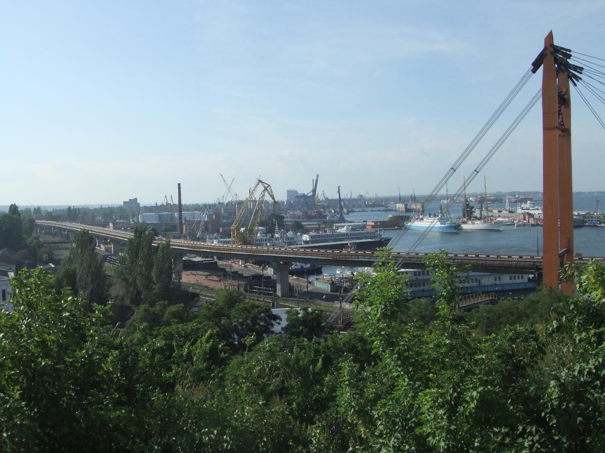 Passage supérieur du port d'Odessa 