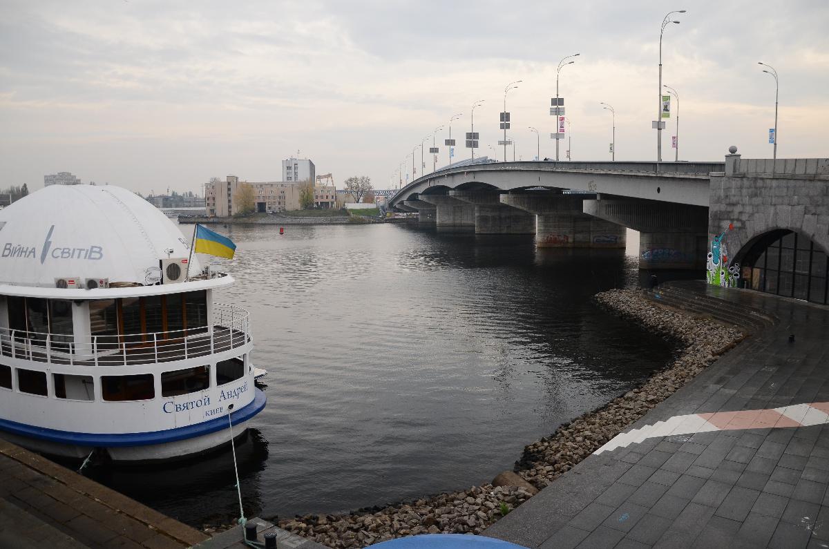 Hafenbrücke Kiew 