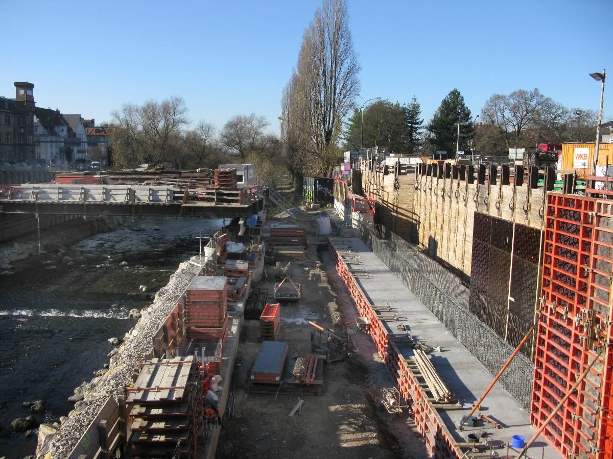 neue Widerlager für die Freiburger Kronenbrücke 