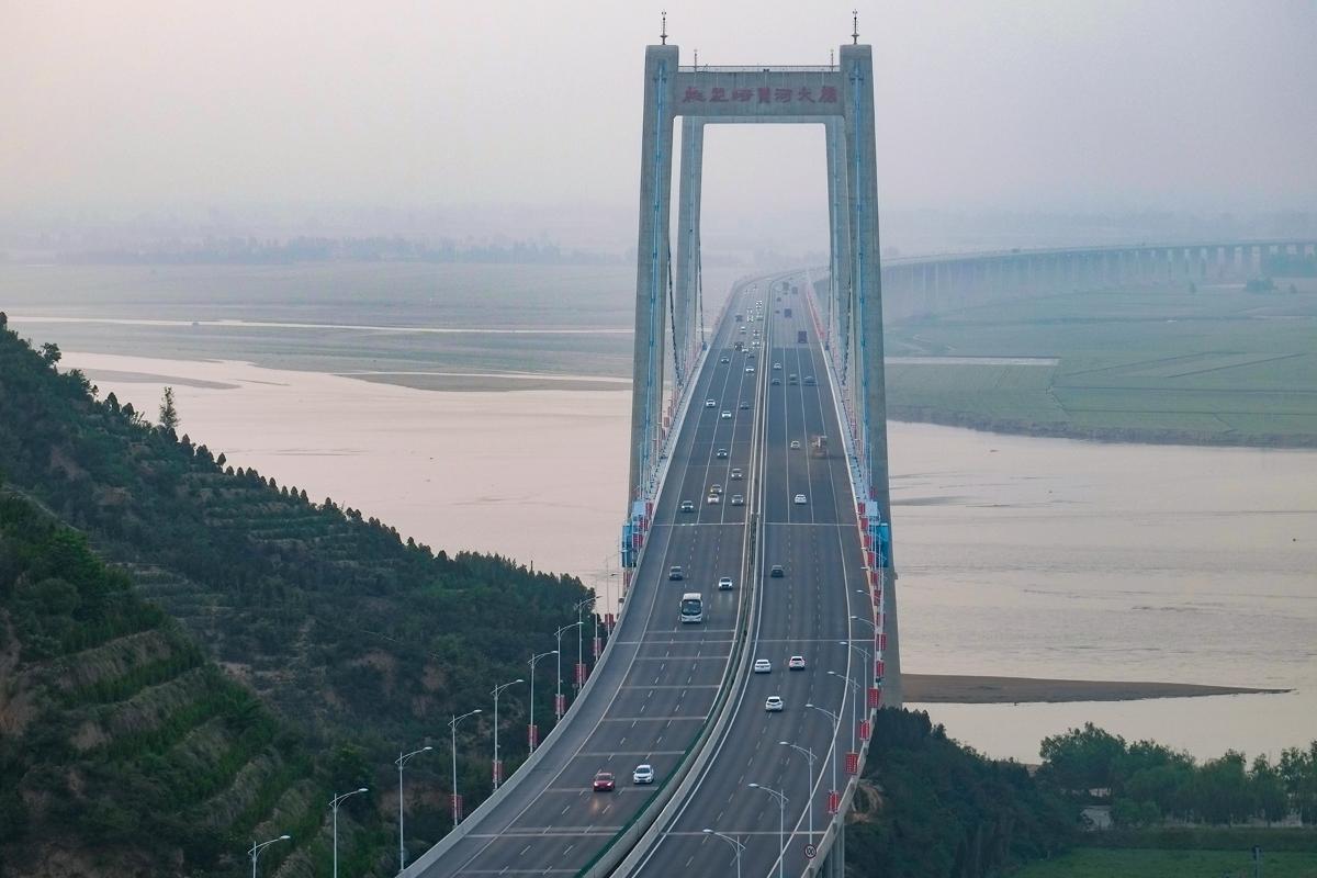 Taohuayu Yellow River Bridge 