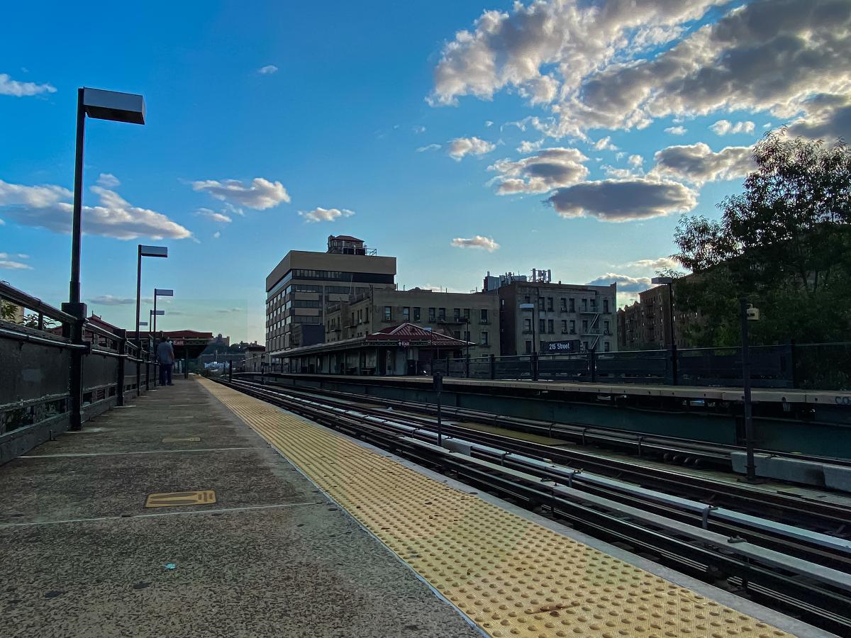 215th Street Subway Station (Broadway – Seventh Avenue Line) 