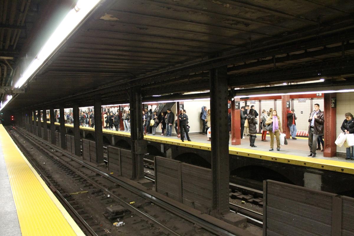 34th Street – Herald Square Subway Station (Broadway Line) 
