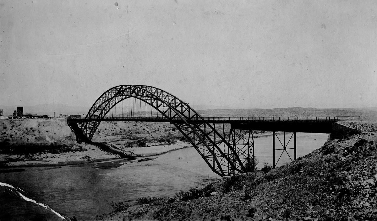 Trails Arch Bridge 