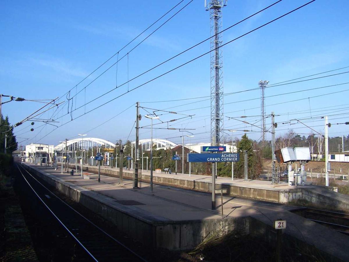 Bahnhof Achères - Grand Cormier 