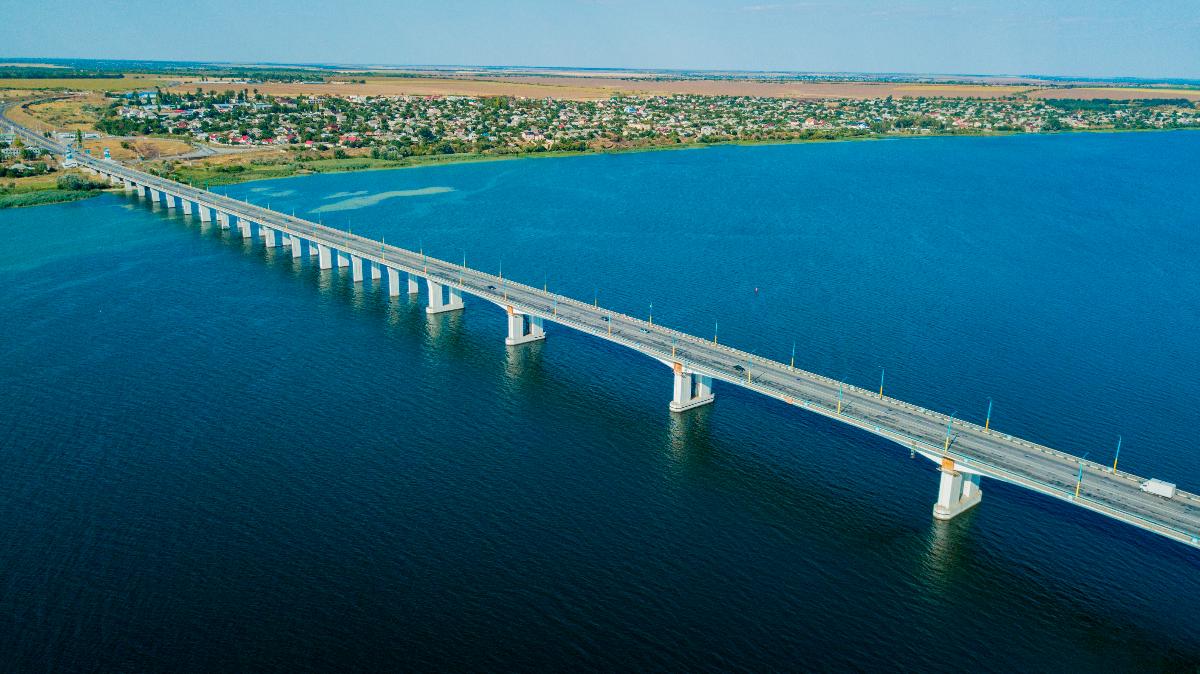 Antoniv Bridge in Kherson 