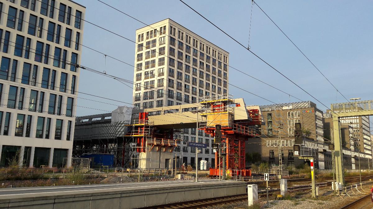 The Arnulfsteg under construction 