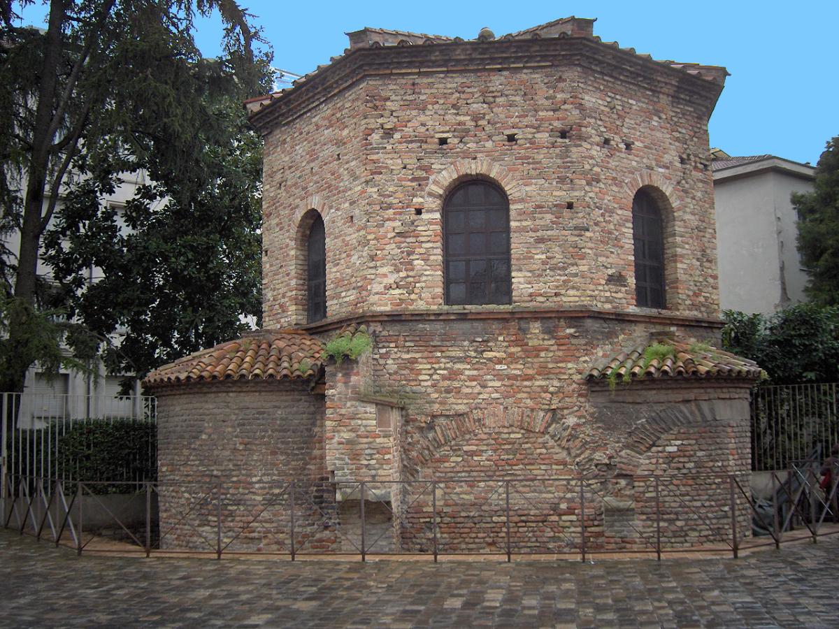 Baptisterium der Arianer 