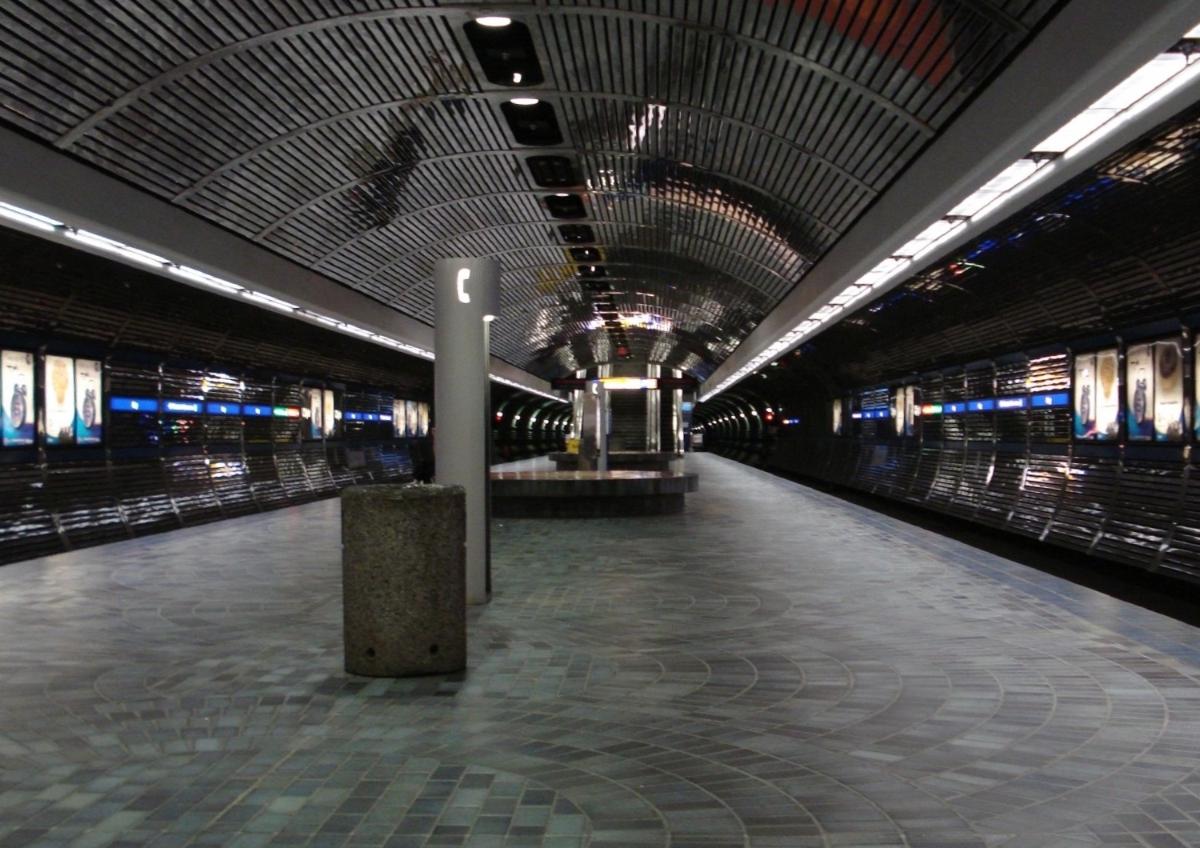Bay/Enterprise Square LRT Station 