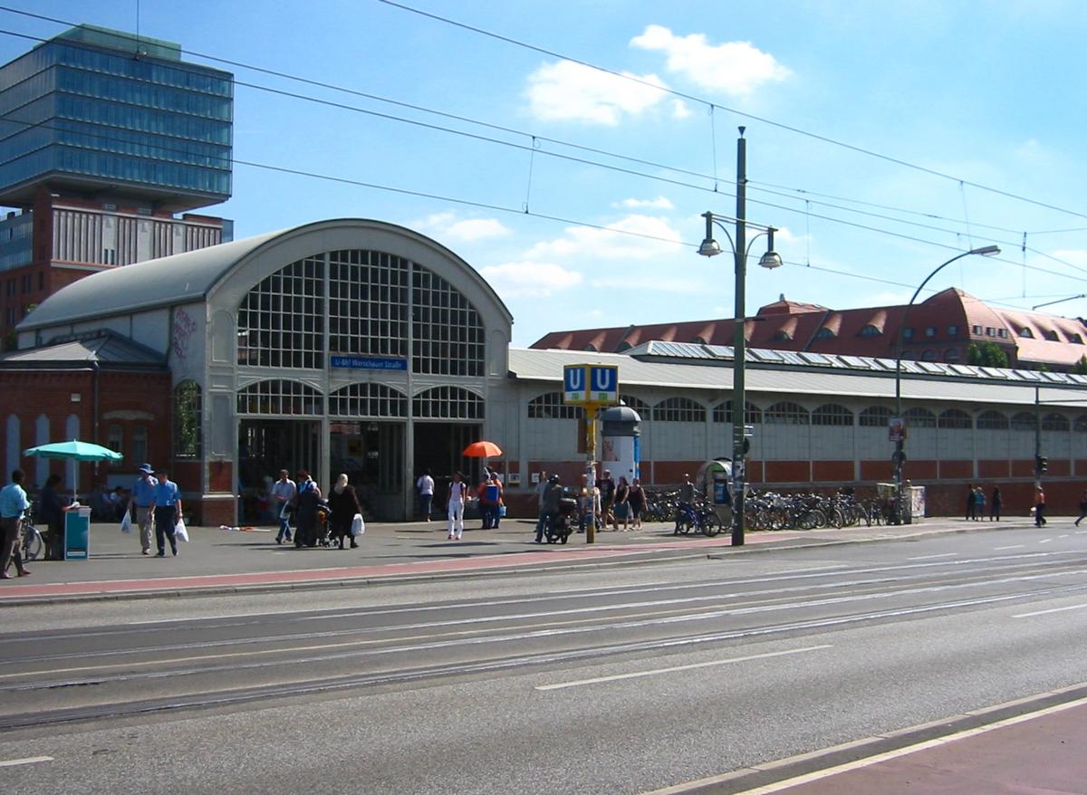 Station du métro Warschauer Straße à Berlin 