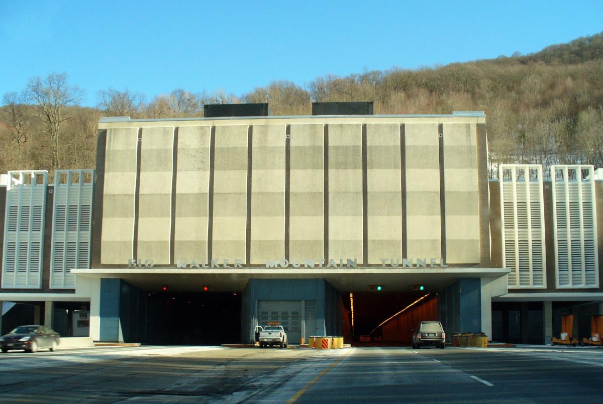 Northbound entrance to Big Walker Mountain Tunnel 