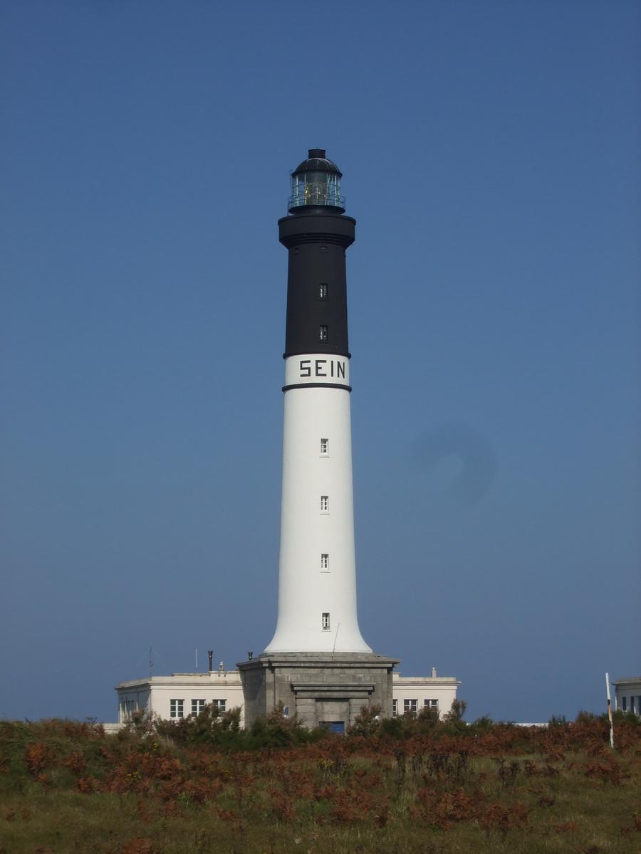 Grand phare de l'île de Sein 