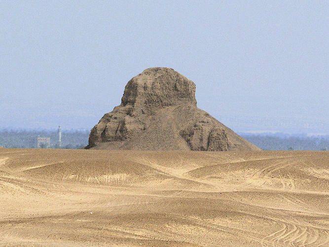 Pyramide Noire d'Aménemhet III 