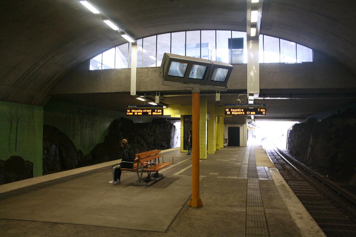 Blackeberg Metro Station 
