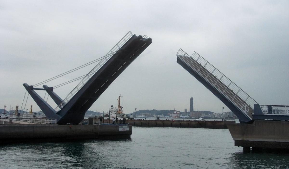 The Blue Wing Moji drawbridge is opening for boats The bridge that raise up to the top.