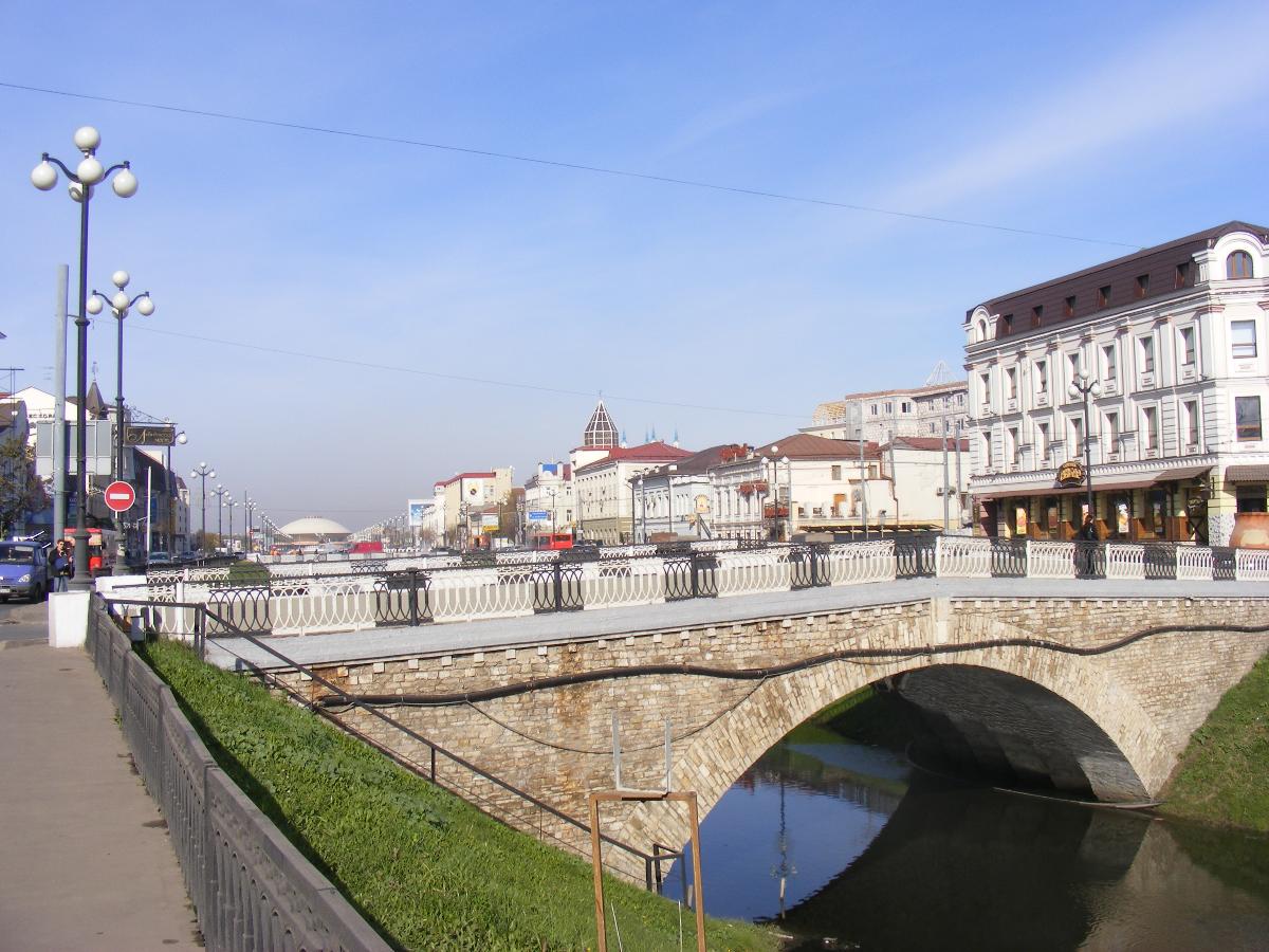 Lebedevskiy-Brücke 