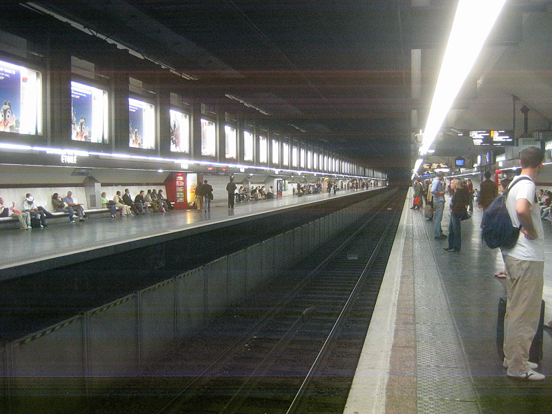 Charles de Gaulle - Étoile Station 