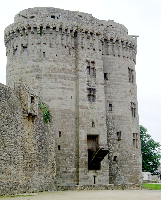 Dinan Castle 