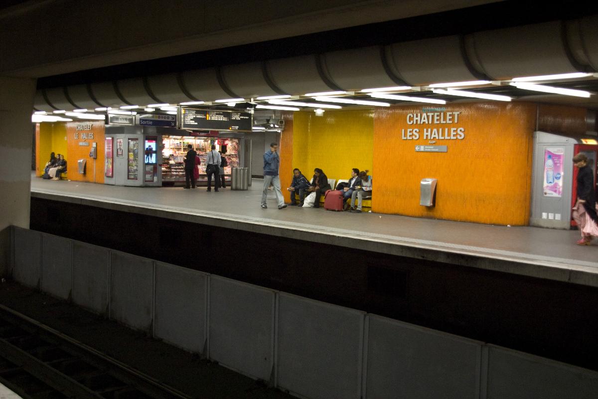 Châtelet - Les Halles Station 