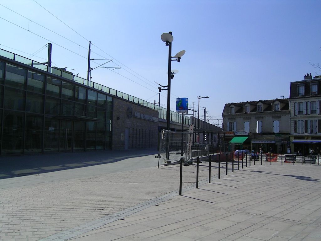 Bahnhof Chelles - Gournay 