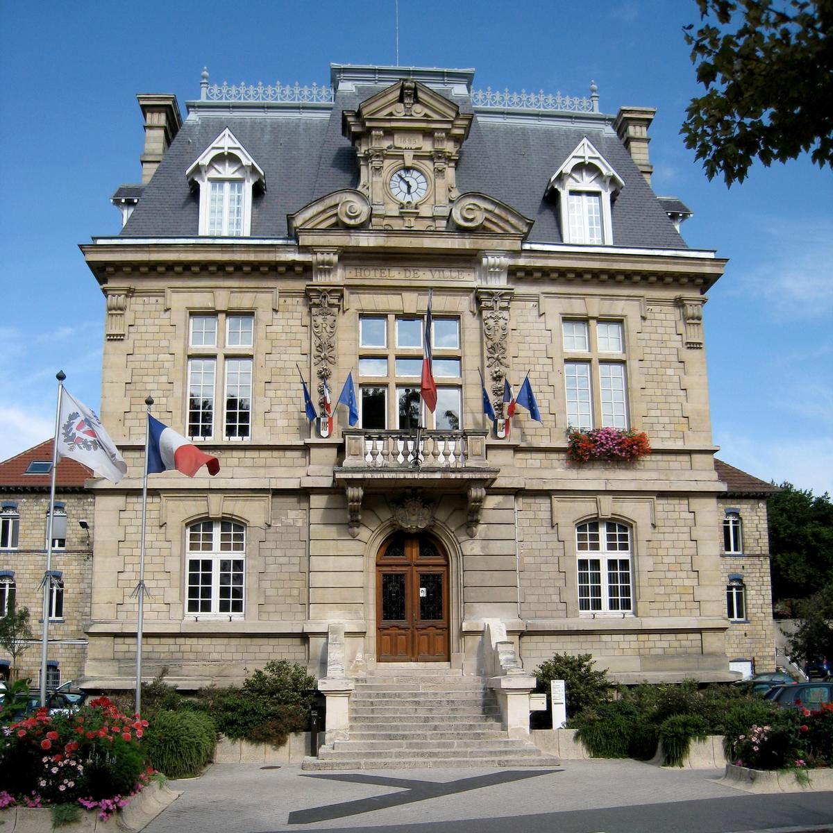Hôtel de ville (Conflans-Sainte-Honorine) 