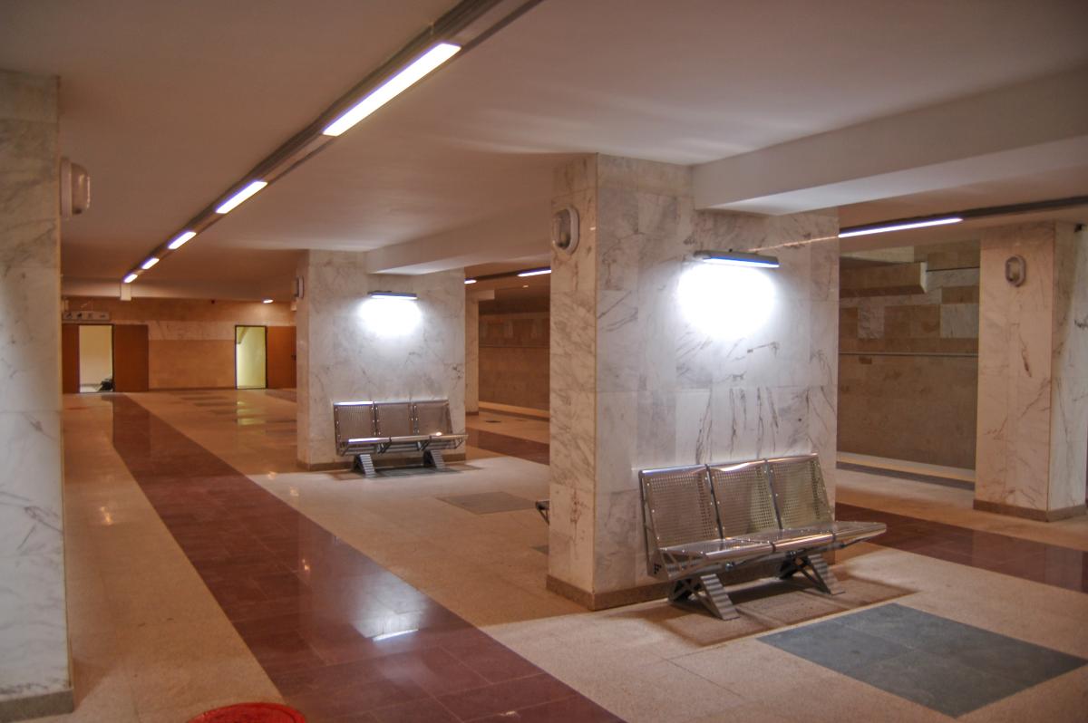 Demiivska Metro Station 