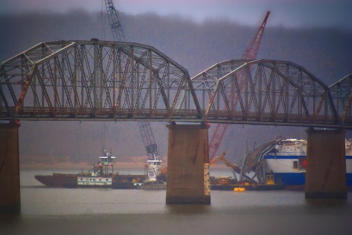 Eggner Ferry Bridge collapse 