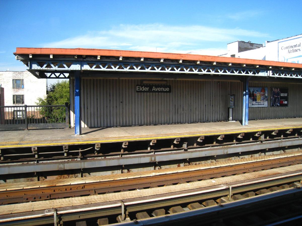 Elder Avenue Subway Station (Pelham Line) 