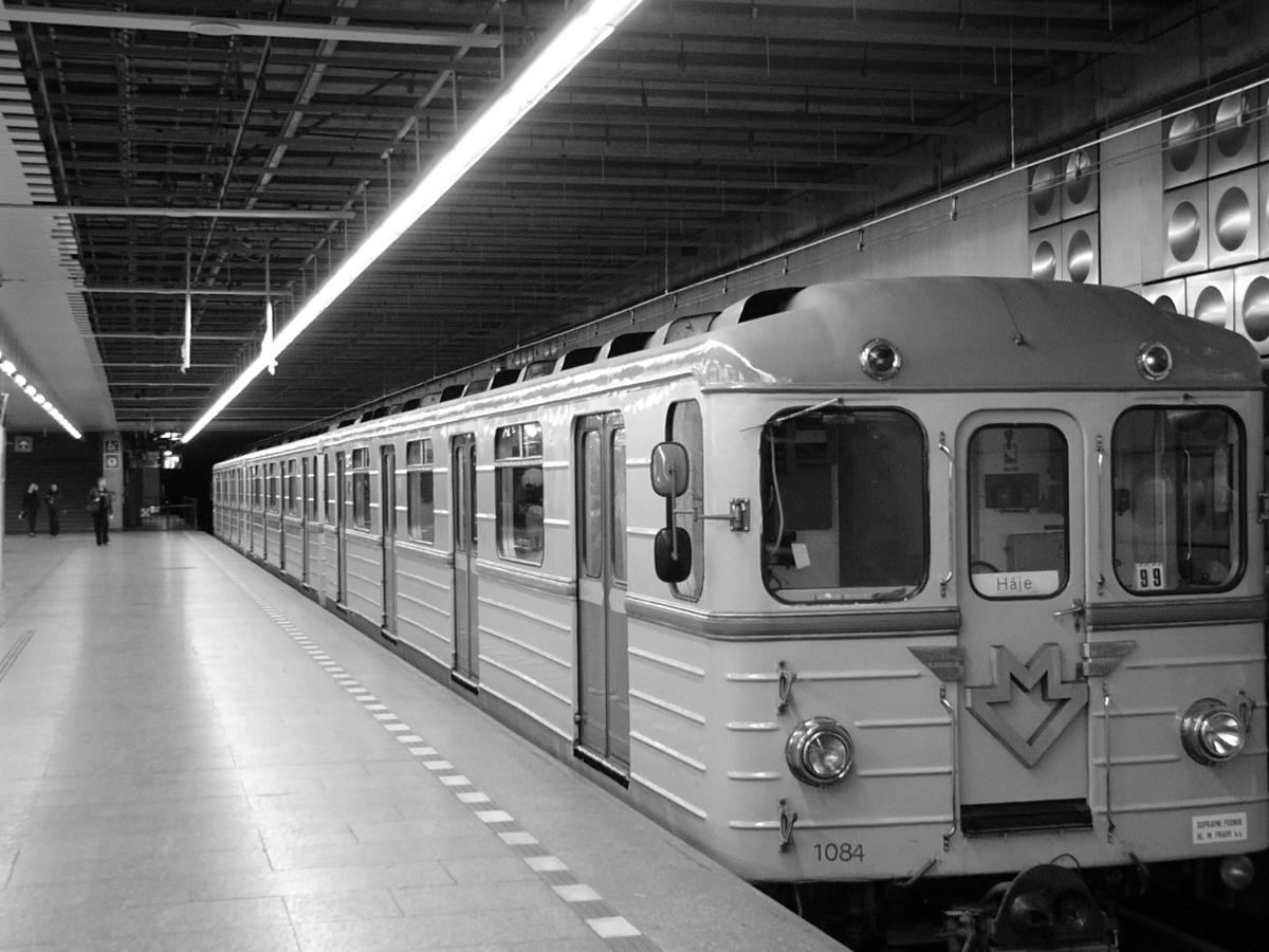 Háje Metro Station 