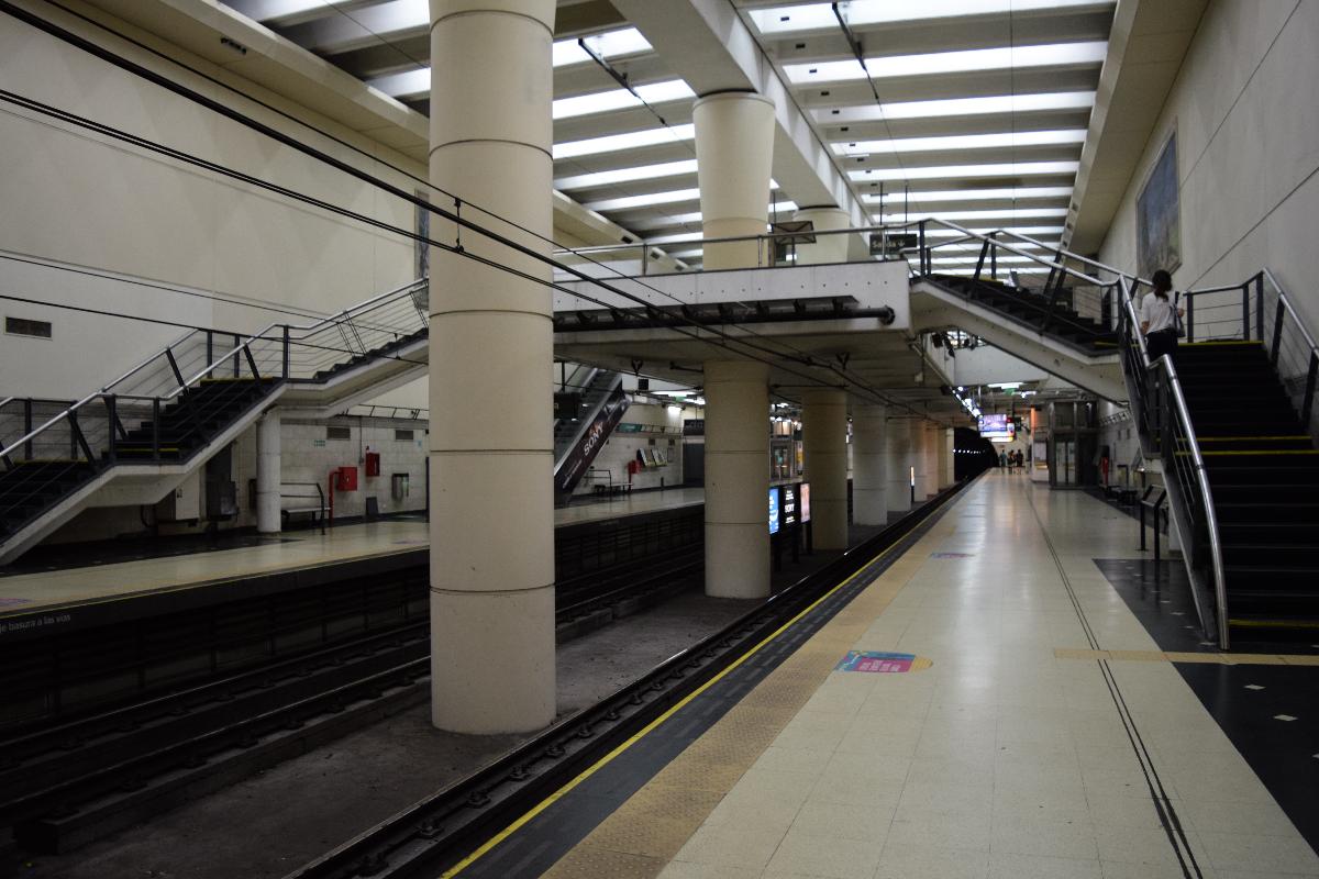 Metrobahnhof Juramento 