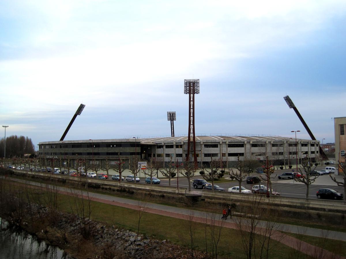 Antonio Amilivia Stadium 