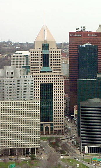 Fifth Avenue Place 
