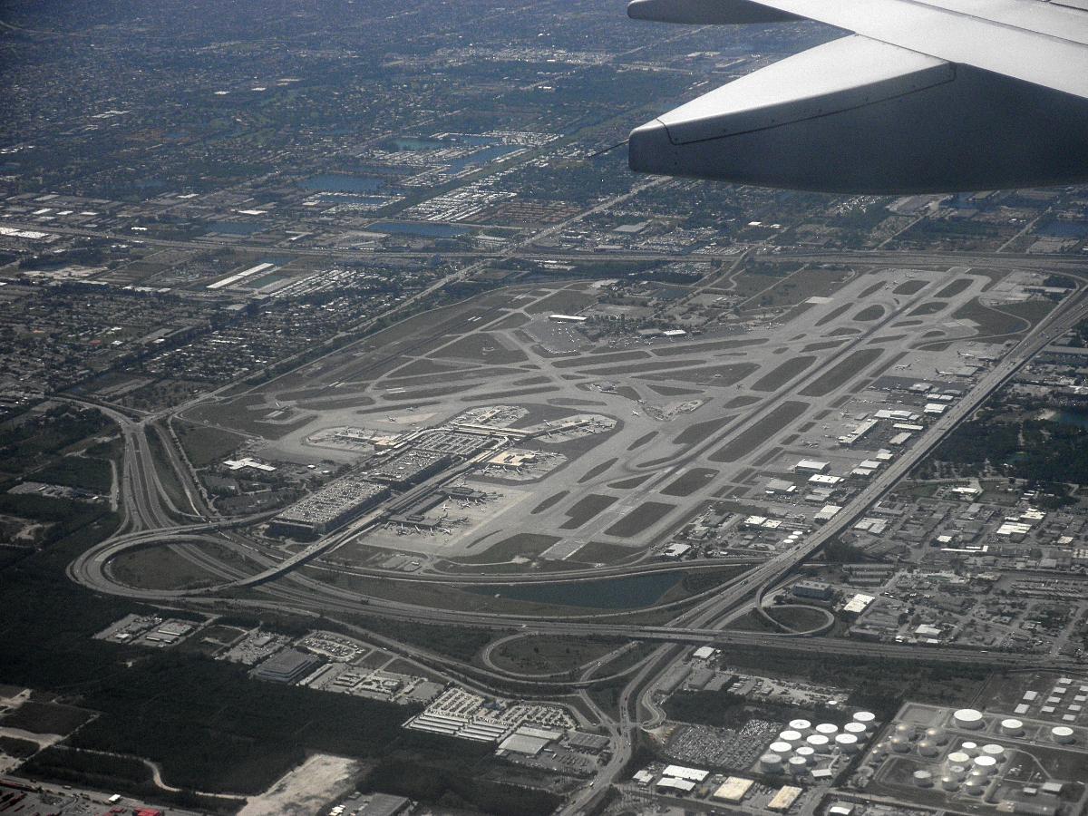 Fort Lauderdale - Hollywood International Airport seen from the air as the plane is about to land 