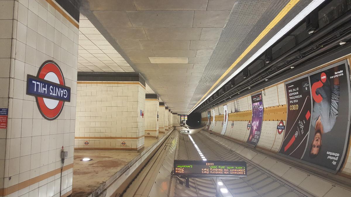 Gants Hill Underground Station 