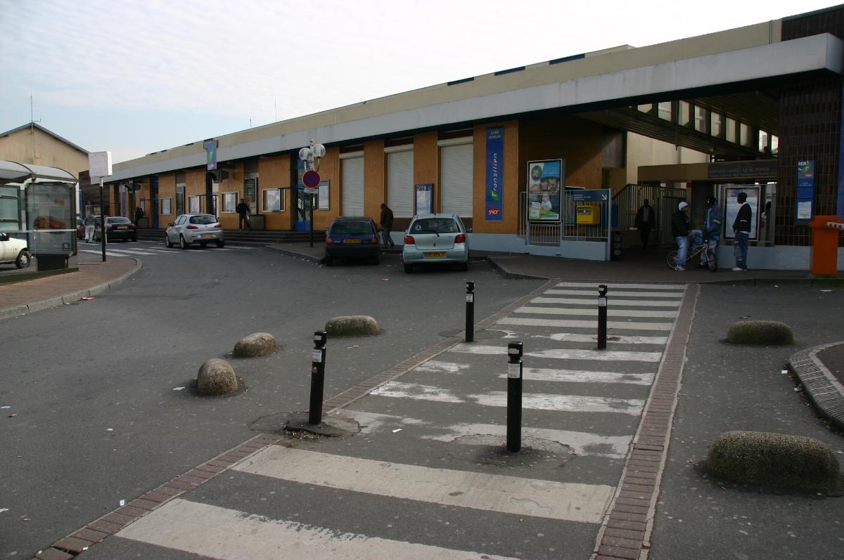 Bahnhof Melun 