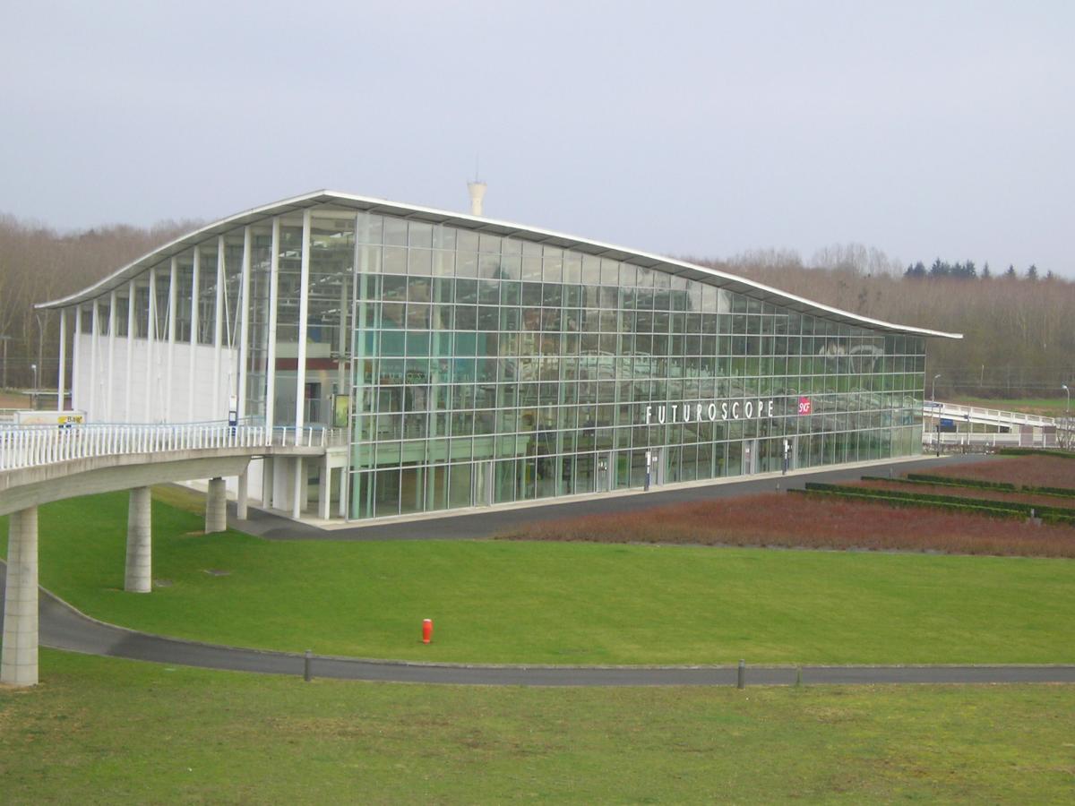 TGV-Bahnhof am Futuroscope 