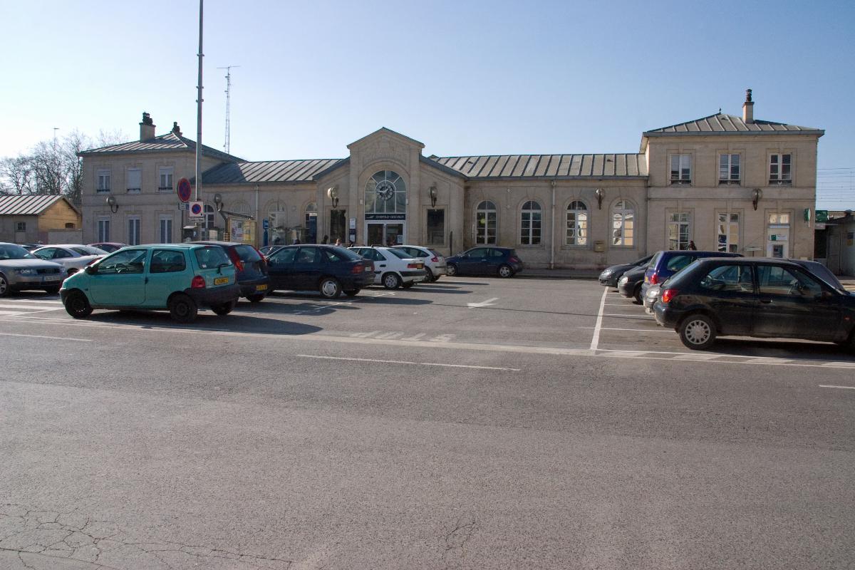 Gare de Chantilly-Gouvieux - Chantilly 