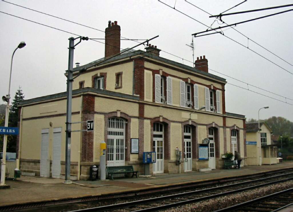 Bahnhof Chars 