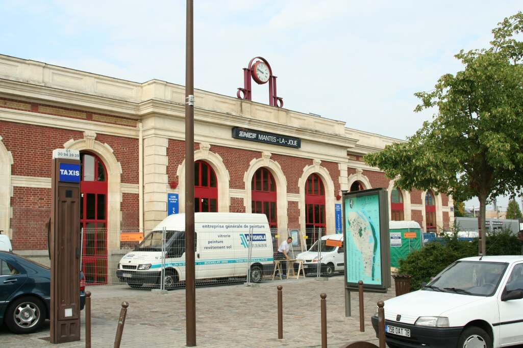 Gare de Mantes-la-Jolie 