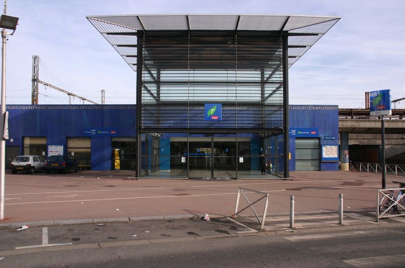 Gare de Savigny-le-Temple - Nandy 