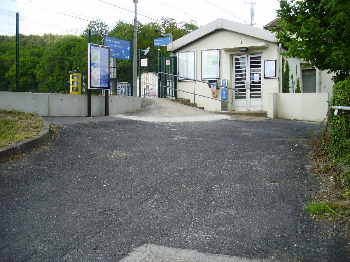 Bahnhof Sermaise 