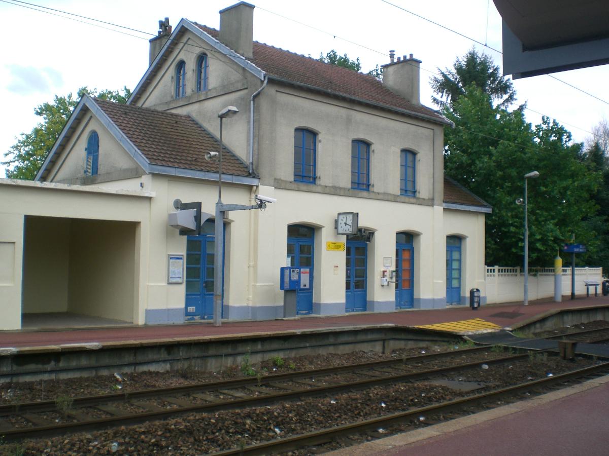 Bahnhof Belloy - Saint-Martin 