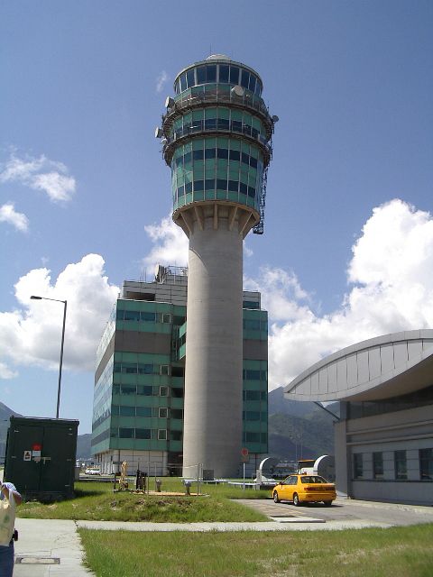Tour de contrôle de l'aéroport de Chek Lap Kok 