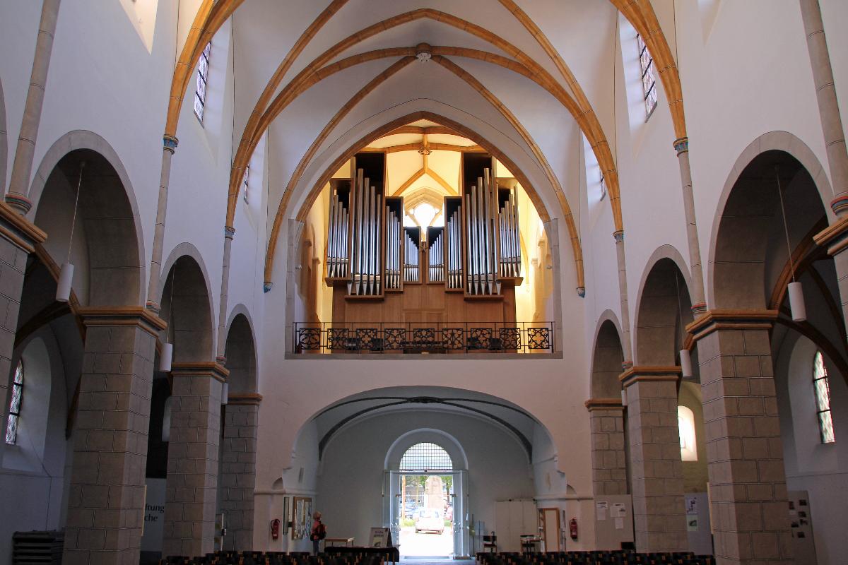 Florinskirche : Innenraum mit Orgel 