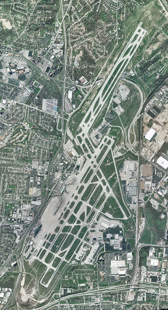 Aéroport international de Lambert-Saint Louis, Lambert-Saint Louis International Airport 
