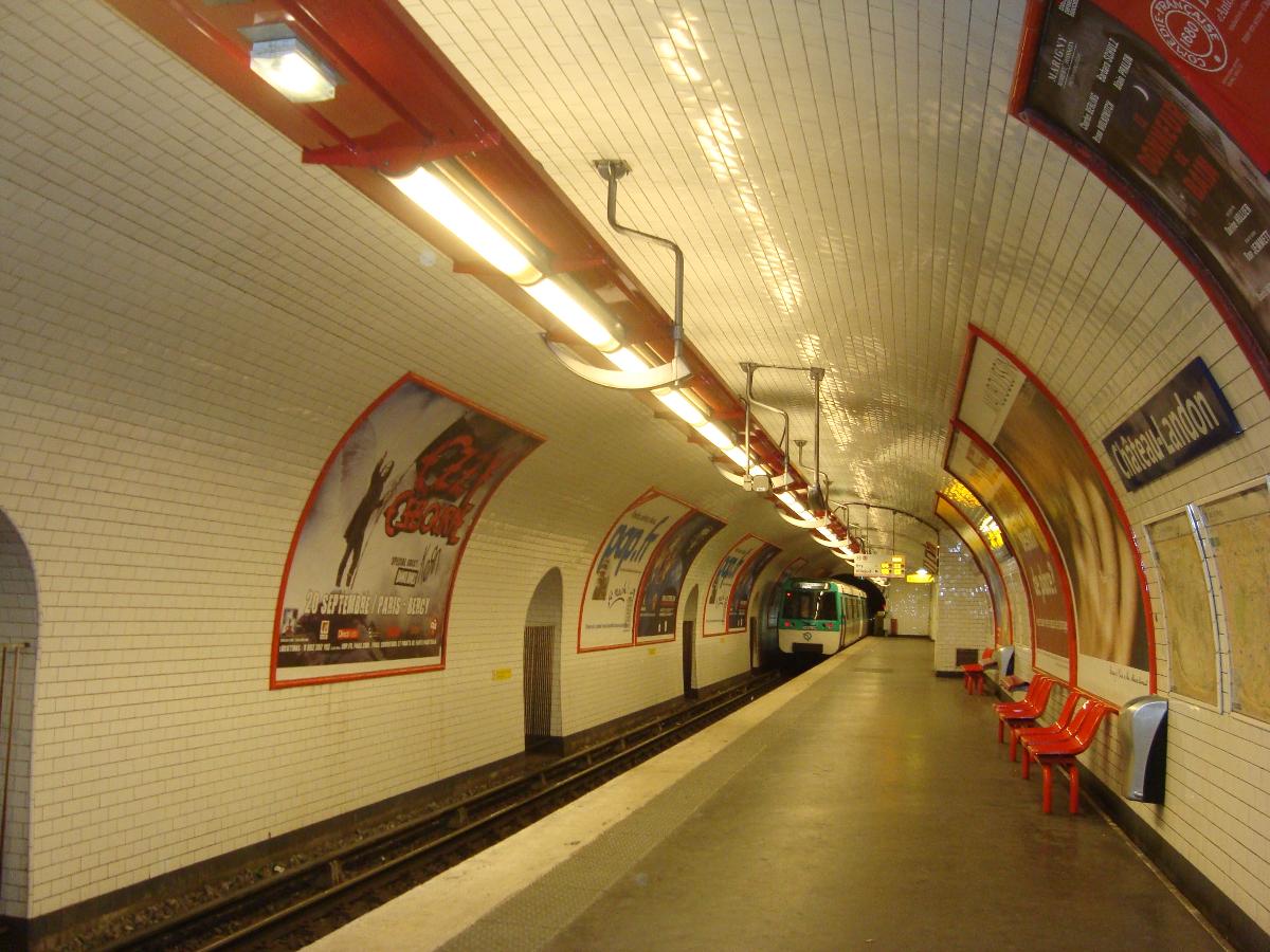 Château-Landon Metro Station 