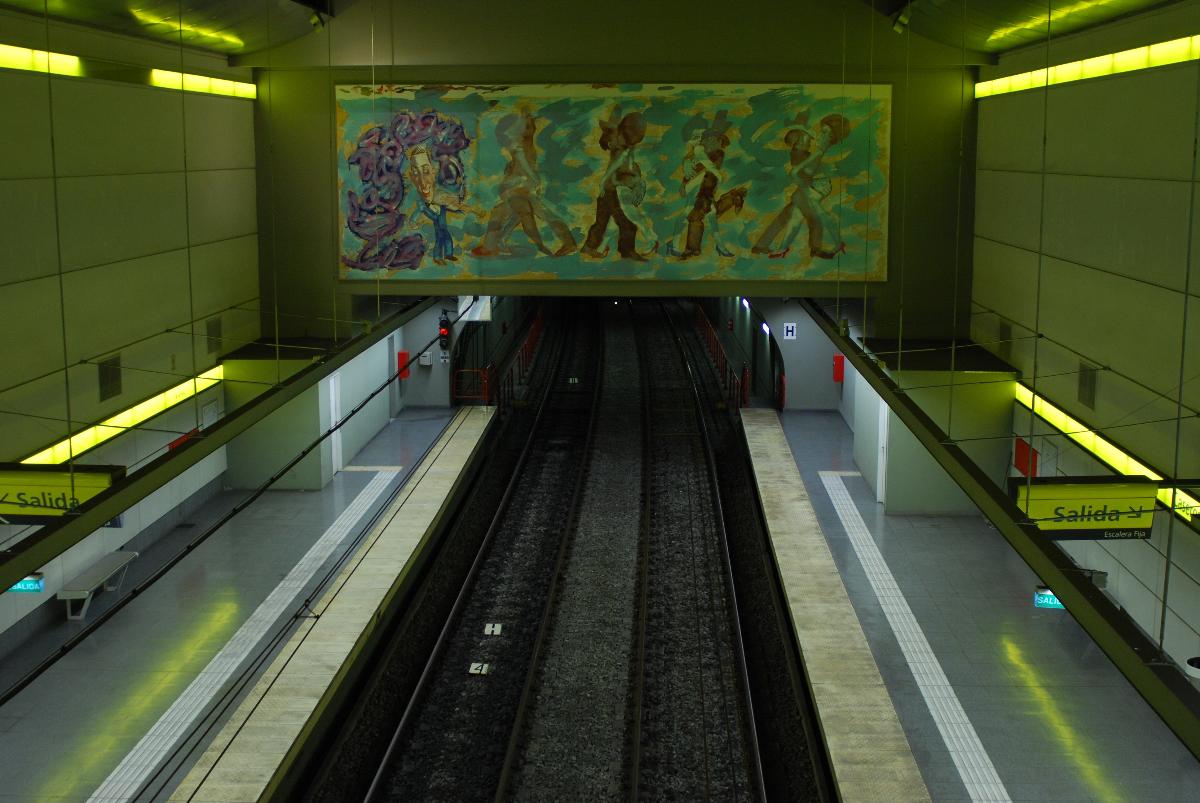 Metrobahnhof Caseros 