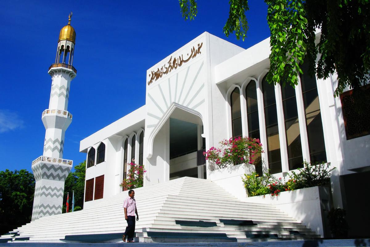 Masjid-al Sultan Mohamed Thakurufaanu-al-A'z'am 