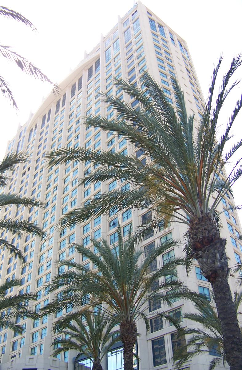 Seaport Tower (Manchester Grand Hyatt Hotel) - San Diego 