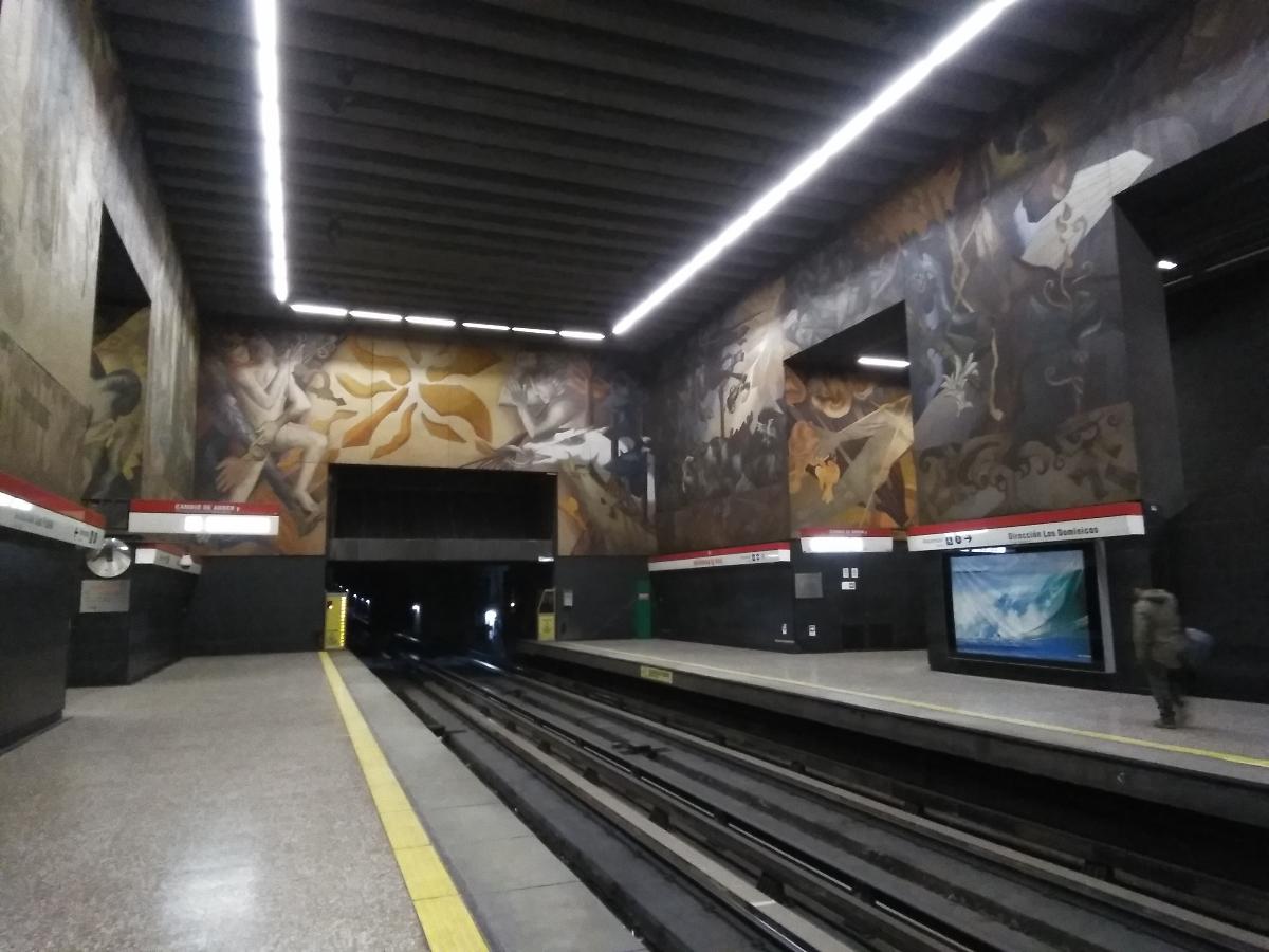 Universidad de Chile Metro Station 