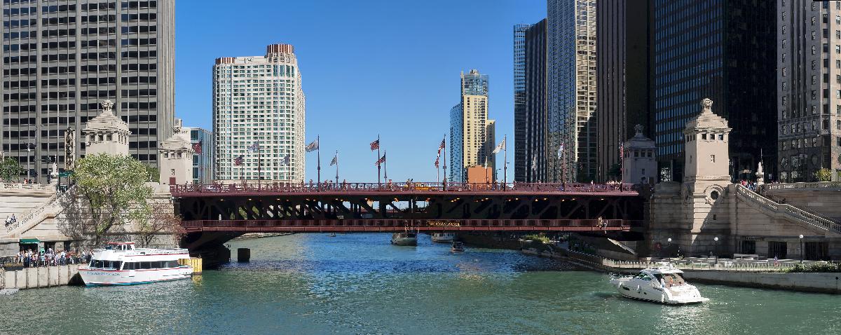 Michigan Avenue Bridge across the Chicago River in Chicago, Illinois 